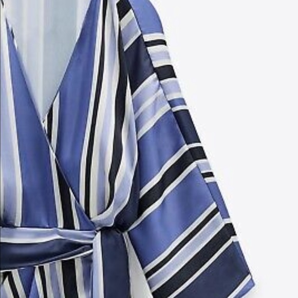 Zara Blue Striped Short Jumpsuit - Picture 4 of 8